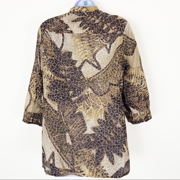 COLDWATER CREEK Animal Print Safari Button Up Blouse Top Size Medium Y2K - Picture 4 of 7